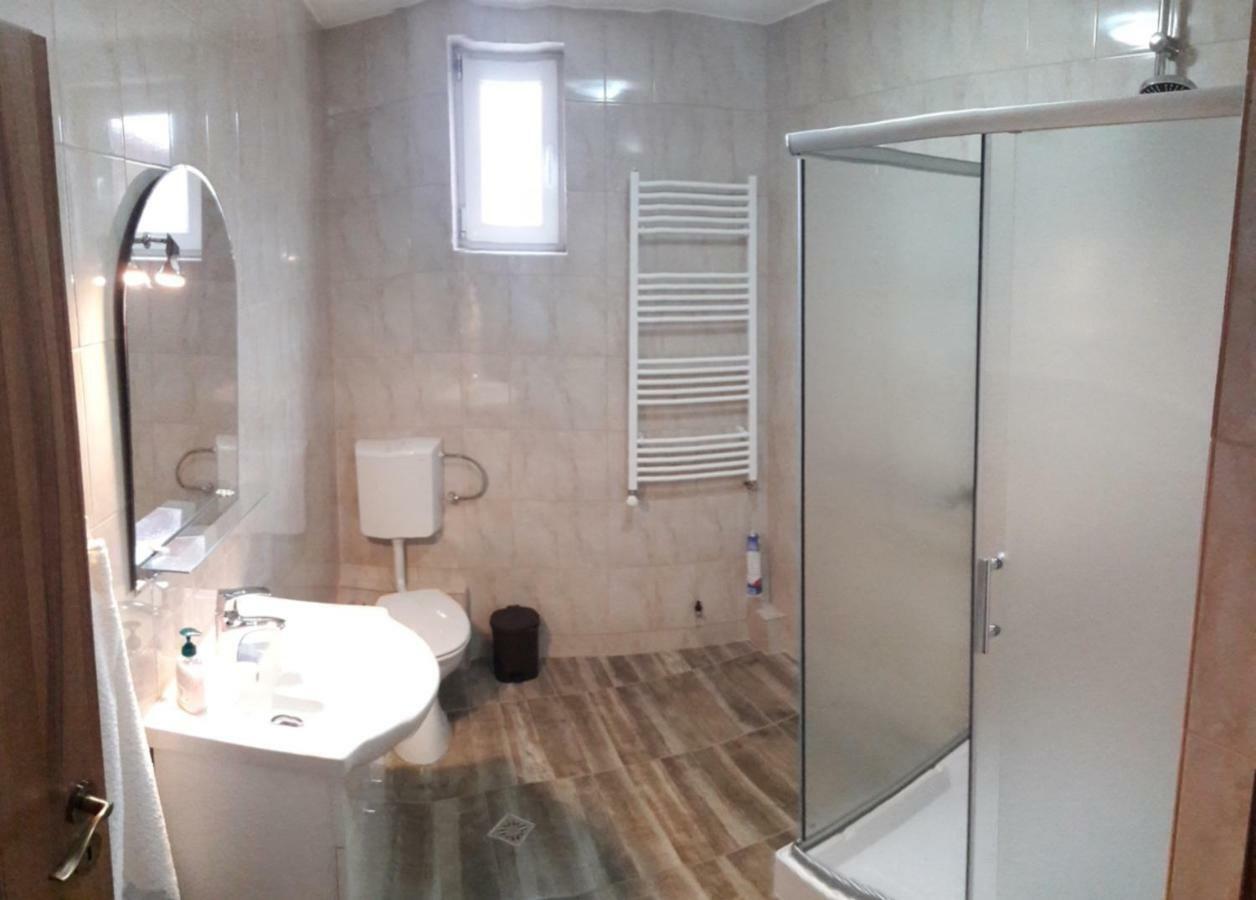 Theresia Apartment Sibiu Buitenkant foto